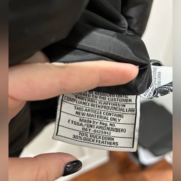 Women's Black Puffer Coat with Faux Fur Trim - Picture 8 of 11